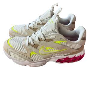 Nike Women’s Chunky Air Runners 9.5 Cream Volt Sneaker Vibes